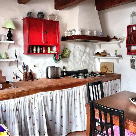 Ferienhaus House With 4 Bedrooms In With Wonderful Sea View Terrace And Wifi 5 Km From The Beach *